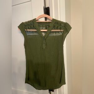 Gorgeous Green Lace Trim Top - S